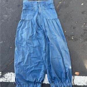 We The Free Distressed Washed Blue Denim Pants